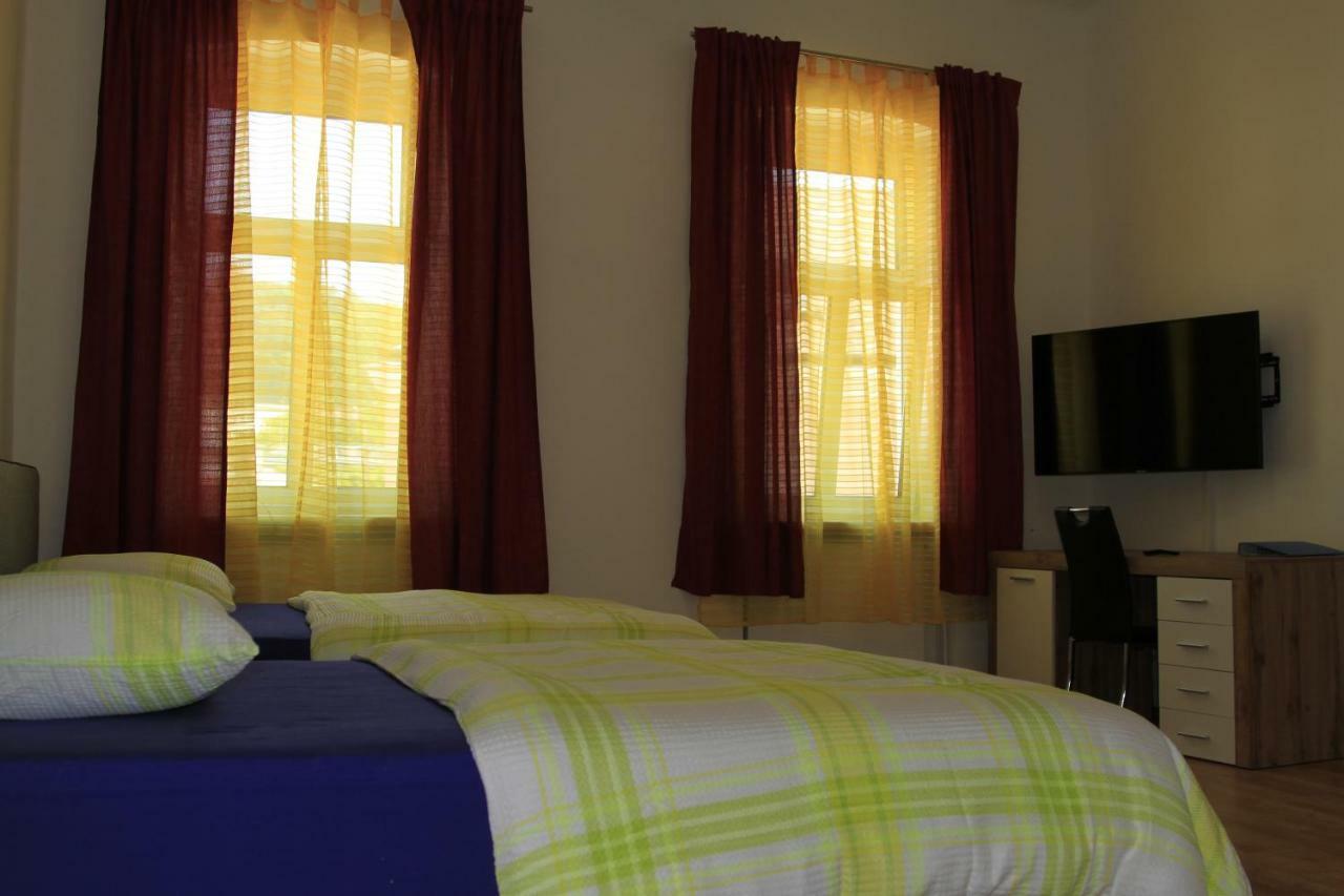 Apartment Fonhauser อัมชเตทเทิน ภายนอก รูปภาพ